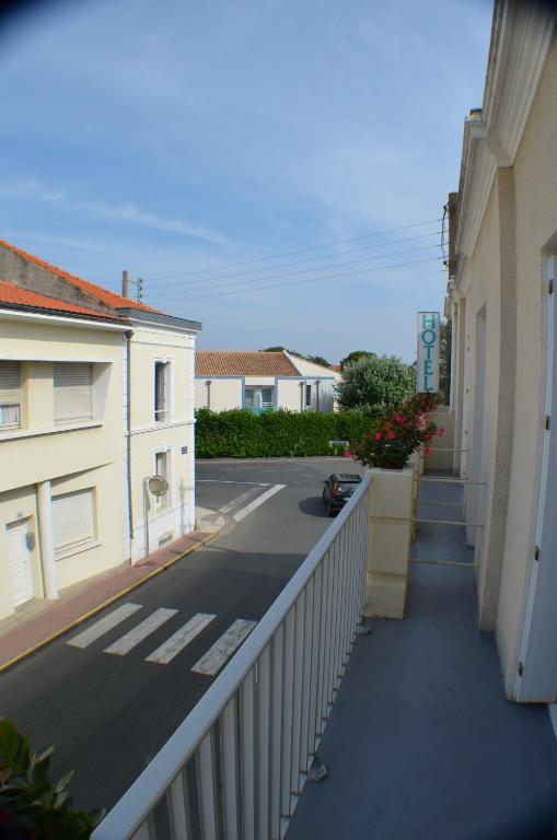 Hotel De L'Arrivee Fouras Buitenkant foto